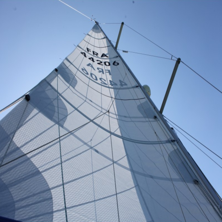 Radial cut fullbatten mainsail