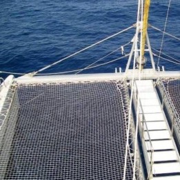 Red trampolin Tahiti 60